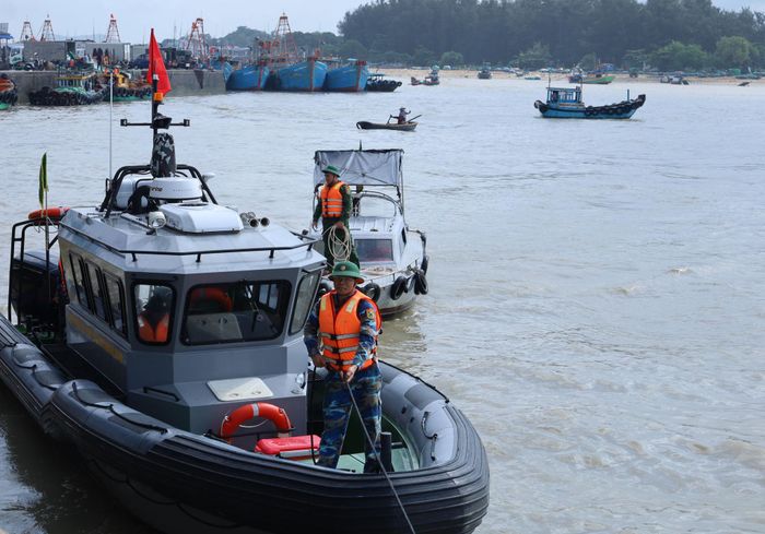 BĐBP tỉnh kiểm tra tàu cá ngư dân