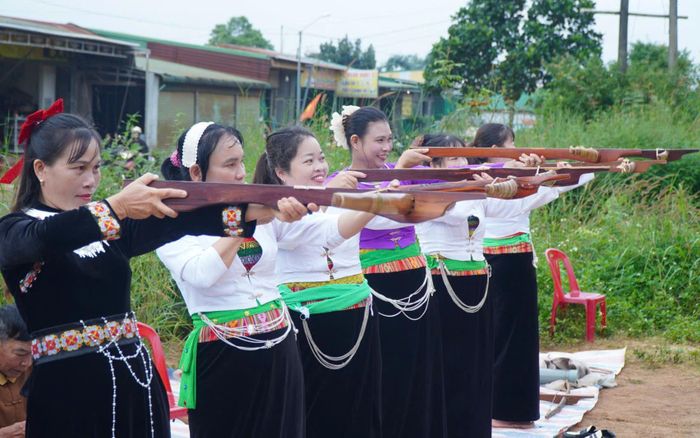 Thi bắn nỏ, trò chơi dân gian truyền thống của đồng bào Mường