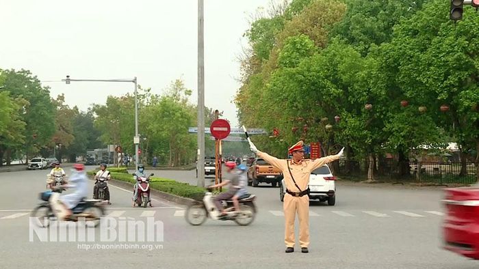 Lực lượng chức năng triển khai đồng bộ các giải pháp nhằm đảm bảo ANTT, ATGT trên địa bàn.