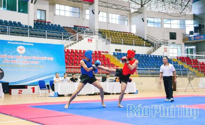 Các VĐV thi đấu ở nội dung đối kháng.
