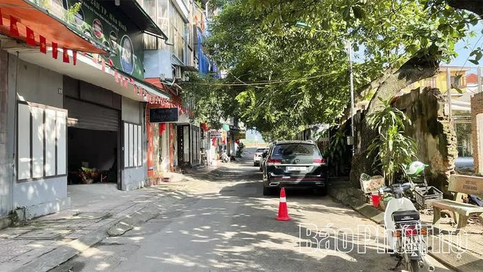 Phố Nguyễn Du, phường Hòa Bình nơi chứng kiến những ngày sục sôi khí thế cách mạng thời kỳ trước khởi nghĩa giành chính quyền năm 1945.