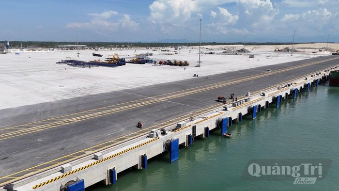 Dự án đầu tư xây dựng Khu bến cảng Mỹ Thủy có tổng vốn đầu tư 15.000 tỉ đồng - Ảnh: Q.V