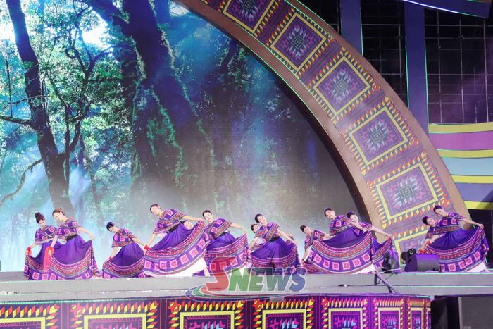 Tiết mục biểu diễn tại chương trình.