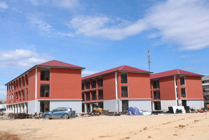 Trường Phổ thông nội trú liên cấp Tiểu học và THCS xã Anh Sơn, điểm trường được chọn là điểm cầu chính khai giảng của tỉnh Nghệ An.