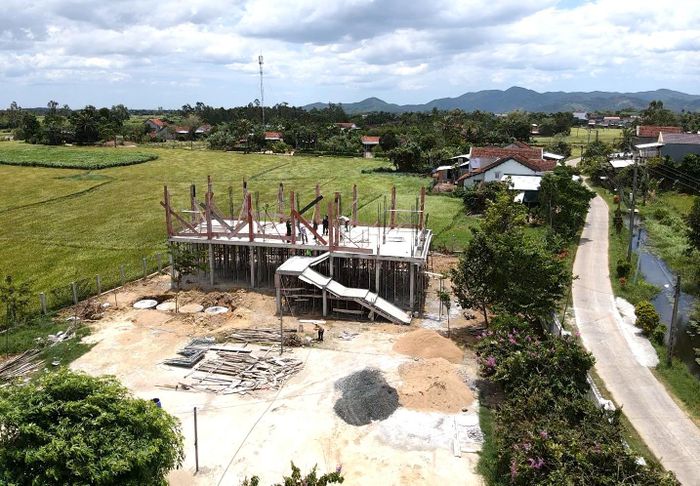 Theo kế hoạch của UBND tỉnh Đắk Lắk, giai đoạn 1 đầu tư 100 nhà sinh hoạt cộng đồng kết hợp phòng tránh lũ tại 27 xã, phường, với tổng mức đầu tư 170,964 tỷ đồng.