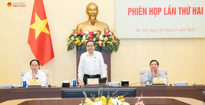 Chủ tịch Quốc hội Trần Thanh Mẫn - Trưởng Ban Chỉ đạo Tổng rà soát hệ thống văn bản quy phạm pháp luật chủ trì Phiên họp thứ hai của Ban chỉ đạo, sáng 26/8/2026. Ảnh: Lâm Hiển