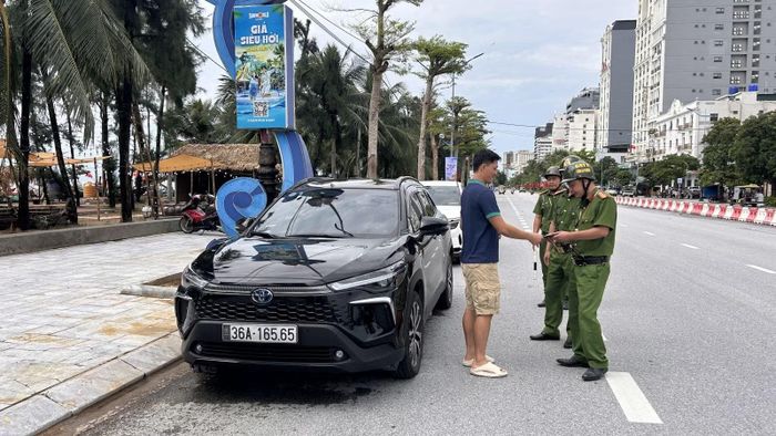 Công an phường Sầm Sơn chủ động bám địa bàn, nắm tình hình, bảo đảm an ninh, an toàn phục vụ nhân dân và du khách.