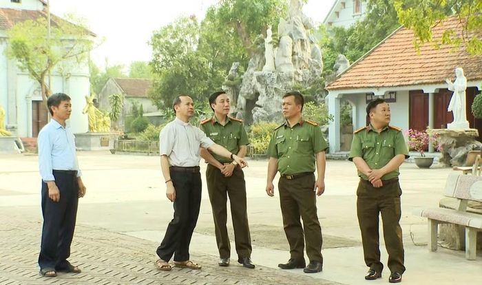 Giáo xứ Nhã Lộc (xã Phú Bình, tỉnh Thái Nguyên) thường xuyên phối hợp chia sẻ về tình hình và công tác bảo đảm ANTT trên địa bàn với lực lượng Công an.