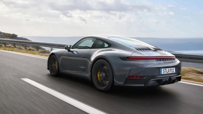 Porsche để ngỏ tương lai 911 Hybrid kết hợp hộp số sàn. (Ảnh: Porsche)