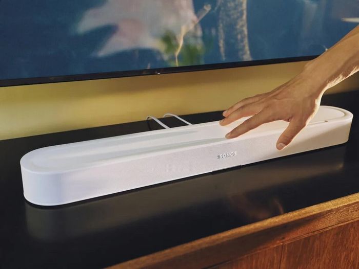 Tai nghe Sonos Ace Ultra và loa Beam Ultra - nâng tầm trải nghiệm âm thanh tại gia. (Ảnh: Sonos)