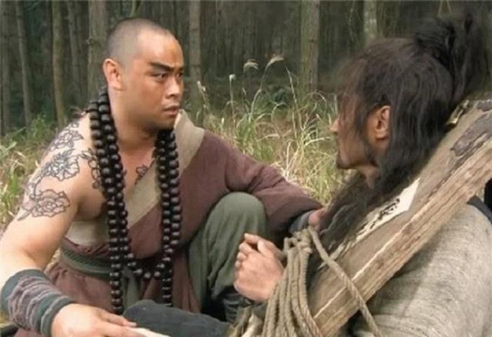 Lỗ Trí Thâm cứu Lâm Xung.