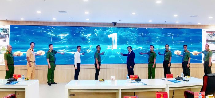 Lễ ra mắt các sản phẩm công nghệ. Ảnh: Bảo Hân