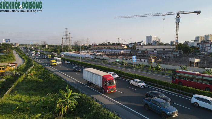 Cục CSGT khuyến cáo người dân tiếp tục chấp hành nghiêm các quy định về trật tự, an toàn giao thông; tuyệt đối không điều khiển phương tiện sau khi sử dụng rượu, bia, tuân thủ tốc độ, giữ khoảng cách an toàn và không sử dụng điện thoại khi lái xe. (Ảnh Thành Long)