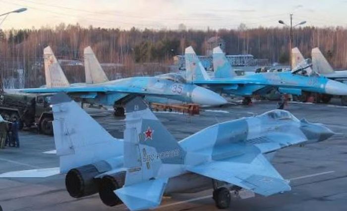 Vì vậy, sự tồn tại song song của MiG-29 và Su-27 phản ánh 2 cấp độ tác chiến khác nhau, chứ không đơn thuần là sự cạnh tranh giữa 2 nhà thiết kế máy bay Liên Xô.