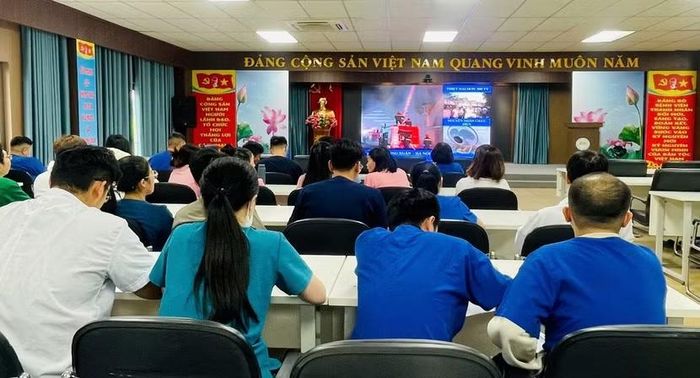 Các học viên tham gia tập huấn PCCC và CNCH