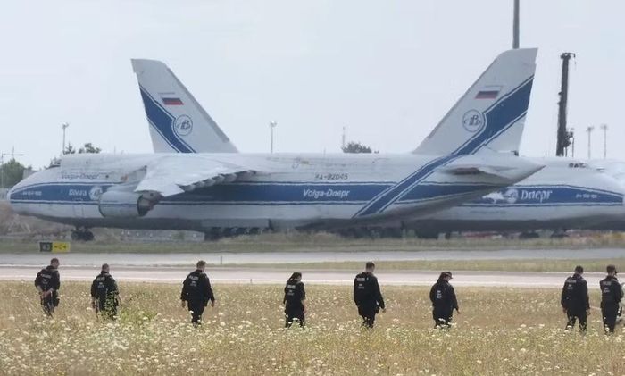 Moscow bác bỏ cáo buộc trên. Nga cho rằng Đức chưa đưa ra bằng chứng thuyết phục và gọi cuộc điều tra là một động thái mang động cơ chính trị.
