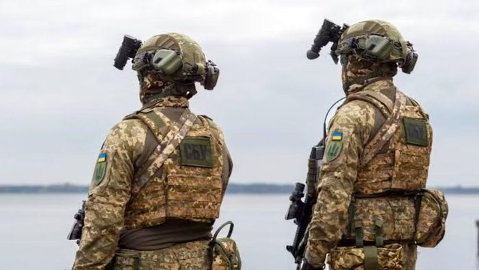 SBU và GUR là 2 cơ quan tình báo chủ chốt của Ukraine. Hai cơ quan này cũng đóng vai trò nòng cốt trong các hoạt động bí mật của Ukraine trên lãnh thổ Nga.