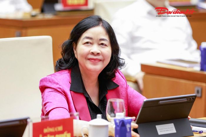 Uỷ viên Bộ Chính trị, Bí thư Trung ương Đảng, Chủ tịch UBTƯ MTTQ Việt Nam Bùi Thị Minh Hoài dự hội nghị. Ảnh: Quang Vinh