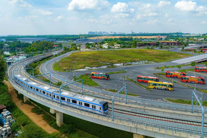 TPHCM thúc đẩy đầu tư công để dẫn dắt đầu tư tư nhân. Ảnh: C.H.