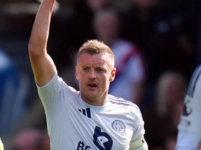  Vardy chưa có CLB mới. 