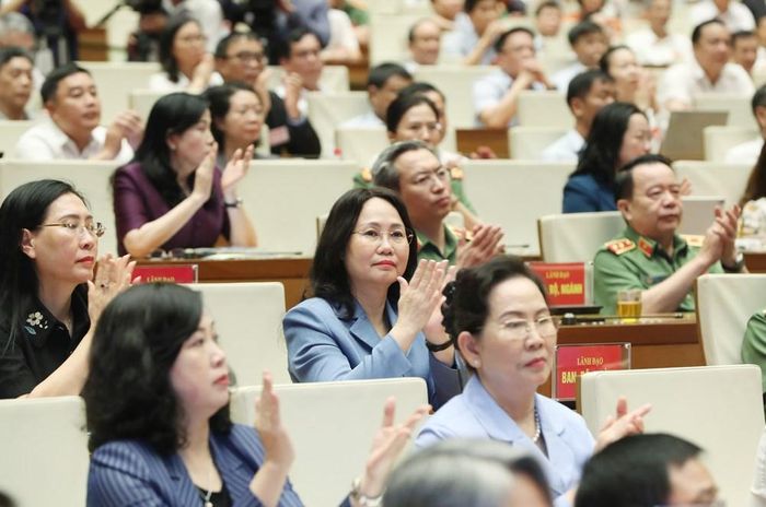 Bộ trưởng Bộ VHTTDL Lâm Thị Phương Thanh và các đại biểu dự Hội nghị
