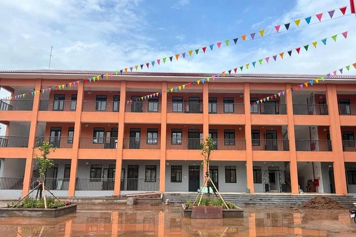 Các khâu chuẩn bị cuối cùng đang được hoàn tất, sẵn sàng đón học sinh đến trường bước vào năm học mới 2026-2027