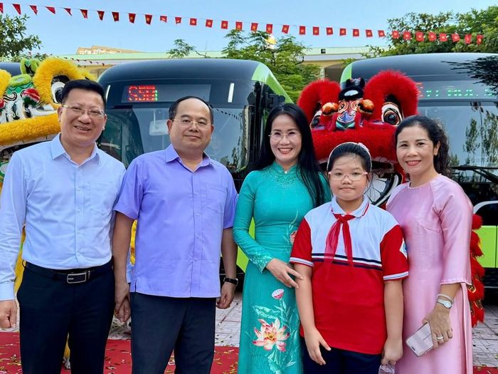 Lãnh đạo thành phố tại sự kiện khai trương