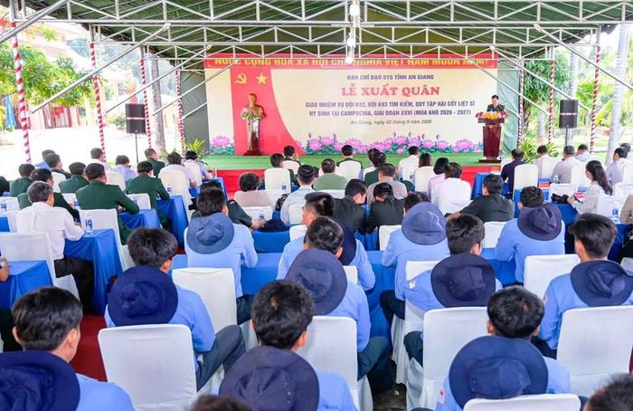 Quang cảnh lễ xuất quân Đội K92 và Đội K93