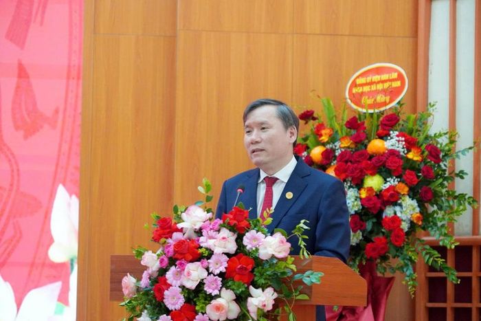 Ủy viên Ban Chấp hành Trung ương Đảng, Bí thư Đảng ủy, Chủ tịch Viện Hàn lâm Khoa học xã hội Việt Nam, GS.TS. Lê Văn Lợi phát biểu