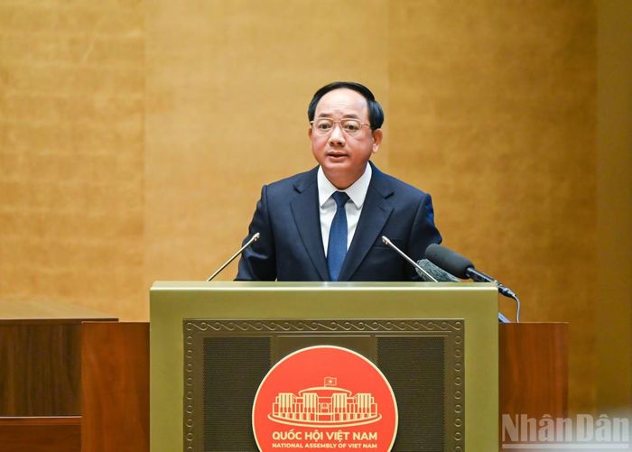 Trưởng Ban Tuyên giáo Trung ương Trịnh Văn Quyết quán triệt chuyên đề tại hội nghị. (Ảnh: DUY LINH-TRẦN HẢI)