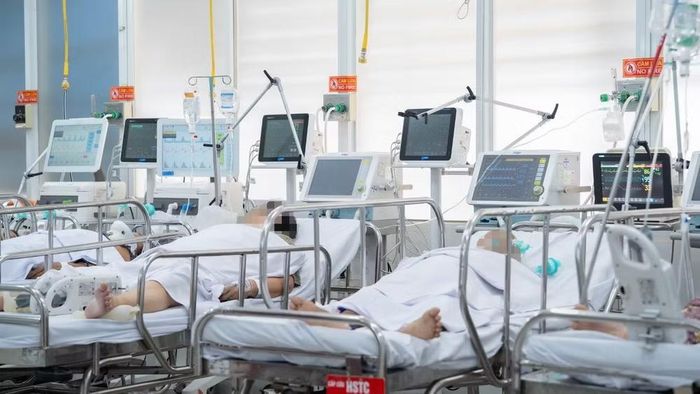 Nhiều trường hợp cấp cứu đang được điều trị tại Bệnh viện Chợ Rẫy.