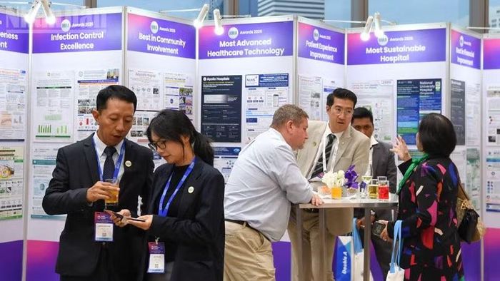 Hội nghị tạo cơ hội kết nối giữa các nhà quản trị, nhà hoạch định chính sách trong ngành y tế tại châu Á. (Ảnh: MINH THẮNG)