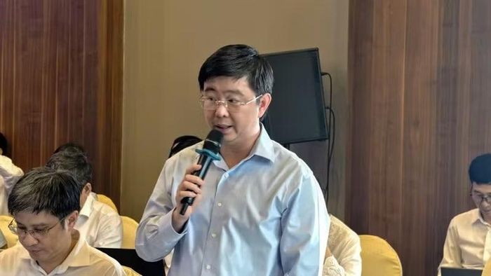 Thứ trưởng Khoa học và Công nghệ Bùi Hoàng Phương phát biểu tại buổi làm việc, nhấn mạnh nguyên tắc phối hợp chặt chẽ để tháo gỡ khó khăn cho Trung tâm ICISE. (Ảnh: Lương Tùng)