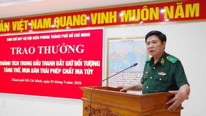 Thiếu tướng Trần Thanh Đức phát biểu ý kiến. (Ảnh: LƯƠNG KIỂM)