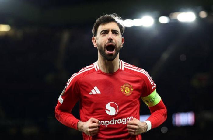 Bruno Fernandes giành giải thưởng thứ 2 ở mùa giải mới. Ảnh: Getty