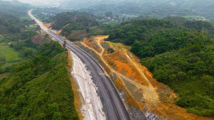 Dự án cao tốc Đồng Đăng - Trà Lĩnh đang hướng đến các mốc tiến độ hoàn thành, đưa vào khai thác. Ảnh: HUY VŨ