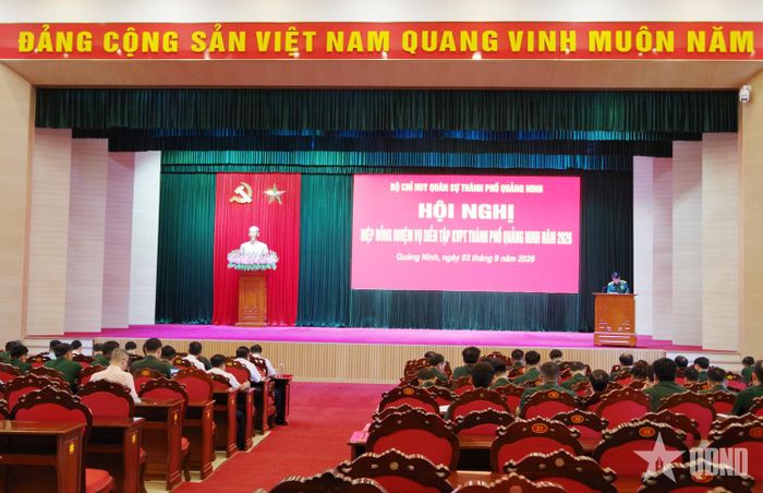Quang cảnh hội nghị. 