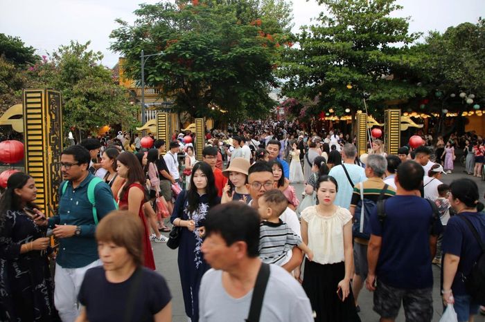 Hội An là điểm đến được đông đảo du khách tham quan trong kỳ nghỉ lễ.