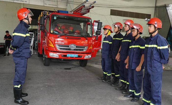 Lực lượng Cảnh sát PCCC và CNCH sẵn sàng làm nhiệm vụ tại giải đấu.