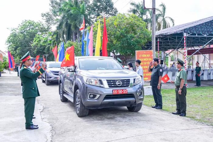 Cán bộ, chiến sĩ Đội K92, Đội K93 chính thức xuất quân, lên đường sang Campuchia.