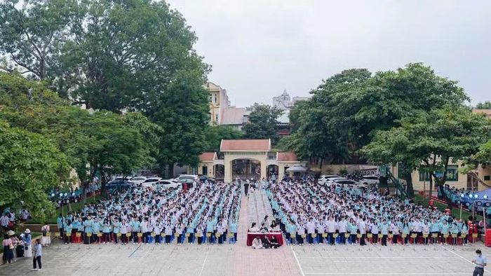 Nhiều năm qua, Trường THPT Ngô Quyền đã và đang tích cực đổi mới để đáp ứng yêu cầu giáo dục trong giai đoạn phát triển mới.