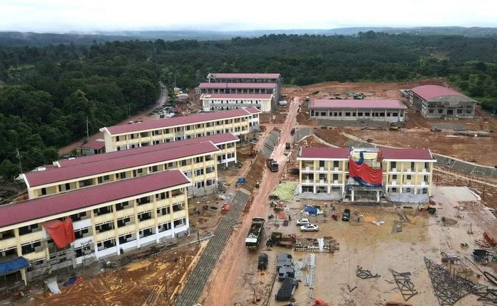 Trường Phổ thông nội trú Tiểu học và THCS Ia Puch hoàn tất những công đoạn cuối cùng.