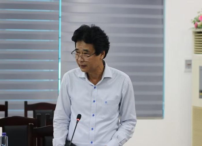 Ông Phạm Hùng Anh, Phó Vụ trưởng Vụ Kế hoạch - Tài chính, Bộ GD&ĐT phát biểu tại buổi làm việc.
