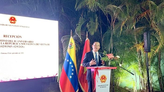 Đại sứ Việt Nam tại Venezuela Vũ Trung Mỹ phát biểu tại tiệc chiêu đãi mừng Quốc khánh. (Nguồn: Đại sứ quán Việt Nam tại Venezuela)