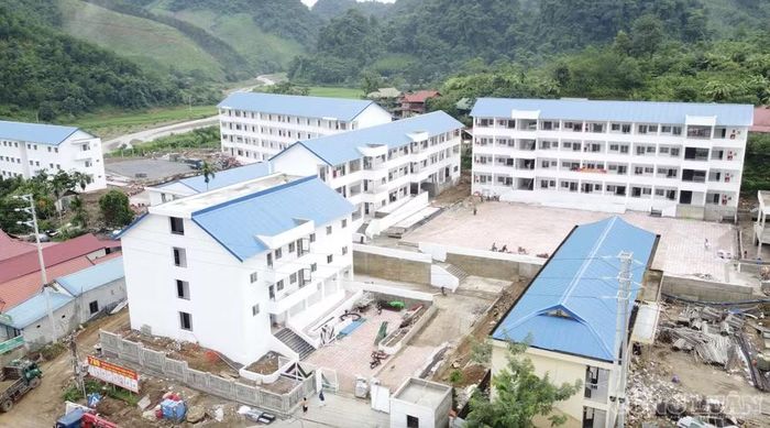 Trường Nội trú liên cấp Tiểu học và THCS Bát Mọt tại xã biên giới Bát Mọt đang gấp rút hoàn thiện trước thềm năm học mới