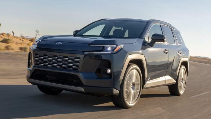 Toyota RAV4 đang là mẫu xe được săn đón hàng đầu tại Mỹ.