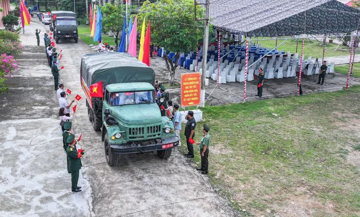 Nhiệm vụ mùa khô năm nay tiếp tục gắn với “Chiến dịch 500 ngày đêm đẩy mạnh thực hiện tìm kiếm, quy tập và xác định danh tính hài cốt liệt sĩ”, hướng tới kỷ niệm 80 năm Ngày Thương binh - Liệt sĩ (27/7/1947 - 27/7/2027). Ảnh: Phương Vũ