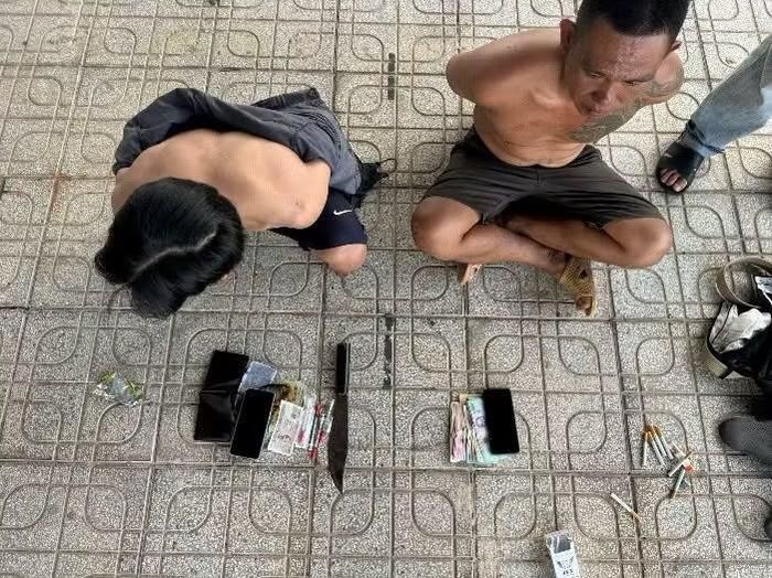 Công an liên tục truy xét và bắt nhiều đối tượng liên quan.