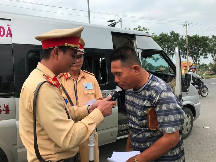 Lực lượng CSGT tăng cường tuần tra, kiểm soát nhằm kéo giảm tai nạn giao thông Đà Nẵng trong dịp lễ.