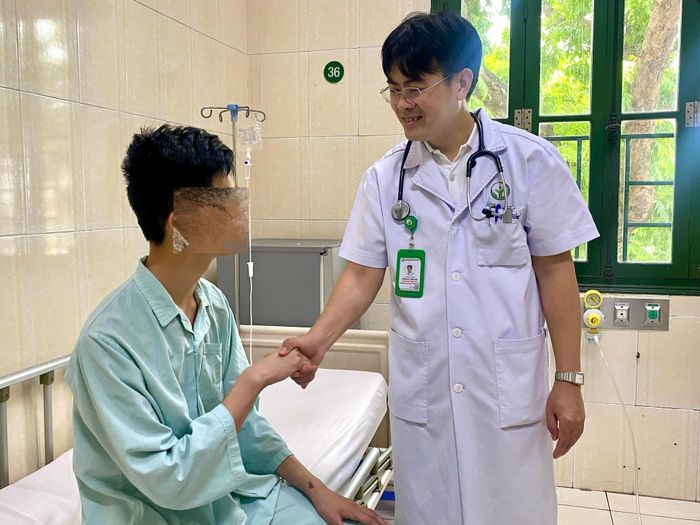 Nam bệnh nhi phục hồi tốt sau ca phẫu thuật. Ảnh: BVCC